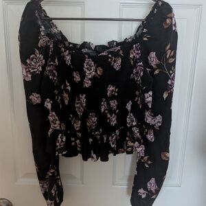 wild fable Black Floral Smocked Long-Sleeve Crop Top